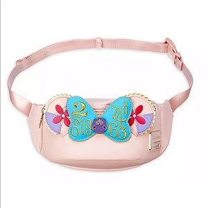 Minnie Mouse Its a Small World Hip Pack Bag April